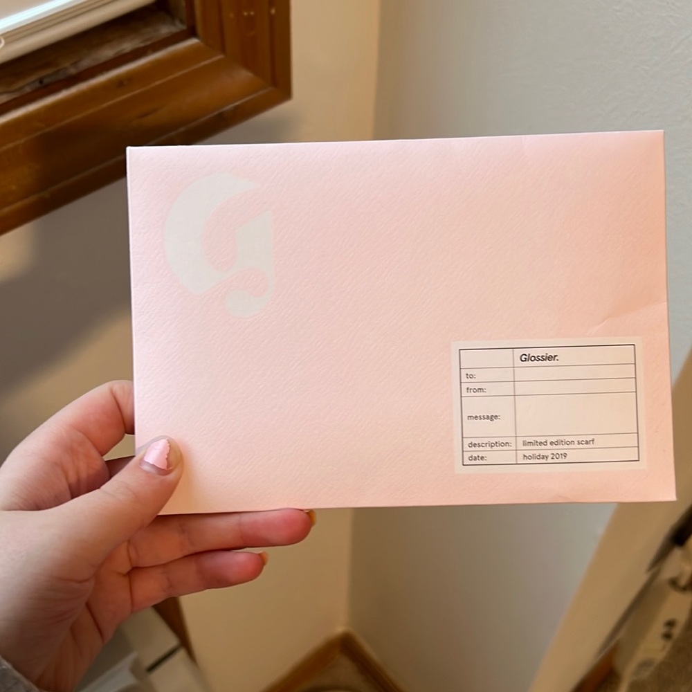 Glossier balm dot com scarf 2019 limited edition